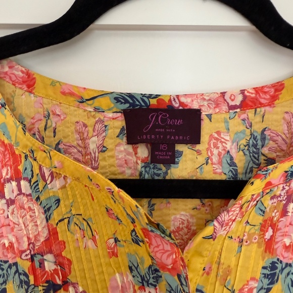 J. Crew Classic Popover in Liberty Magical Bouquet - 16 - Picture 5 of 6